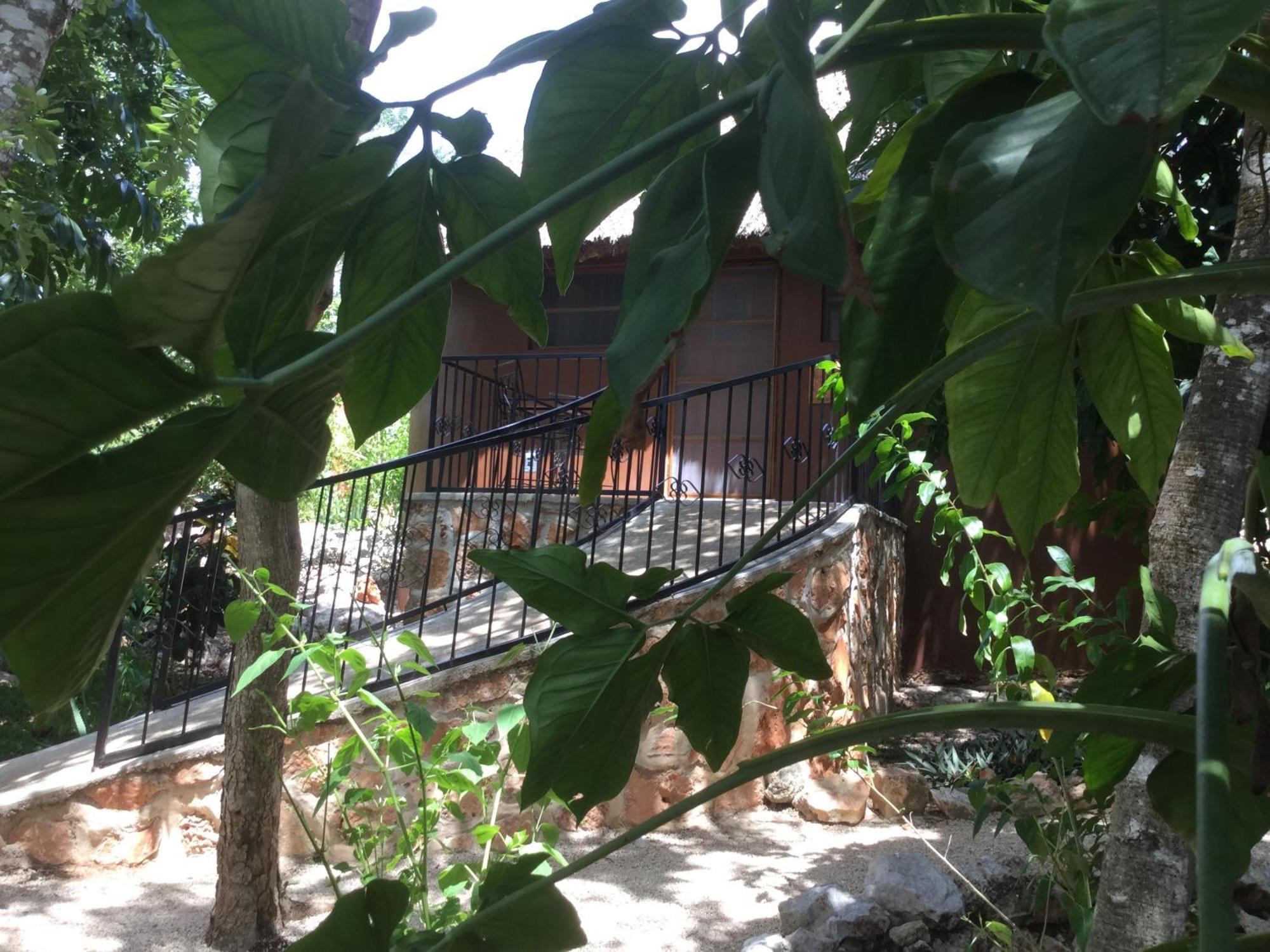The Pickled Onion B&B And Restaurant Uxmal Santa Elena Habitación foto