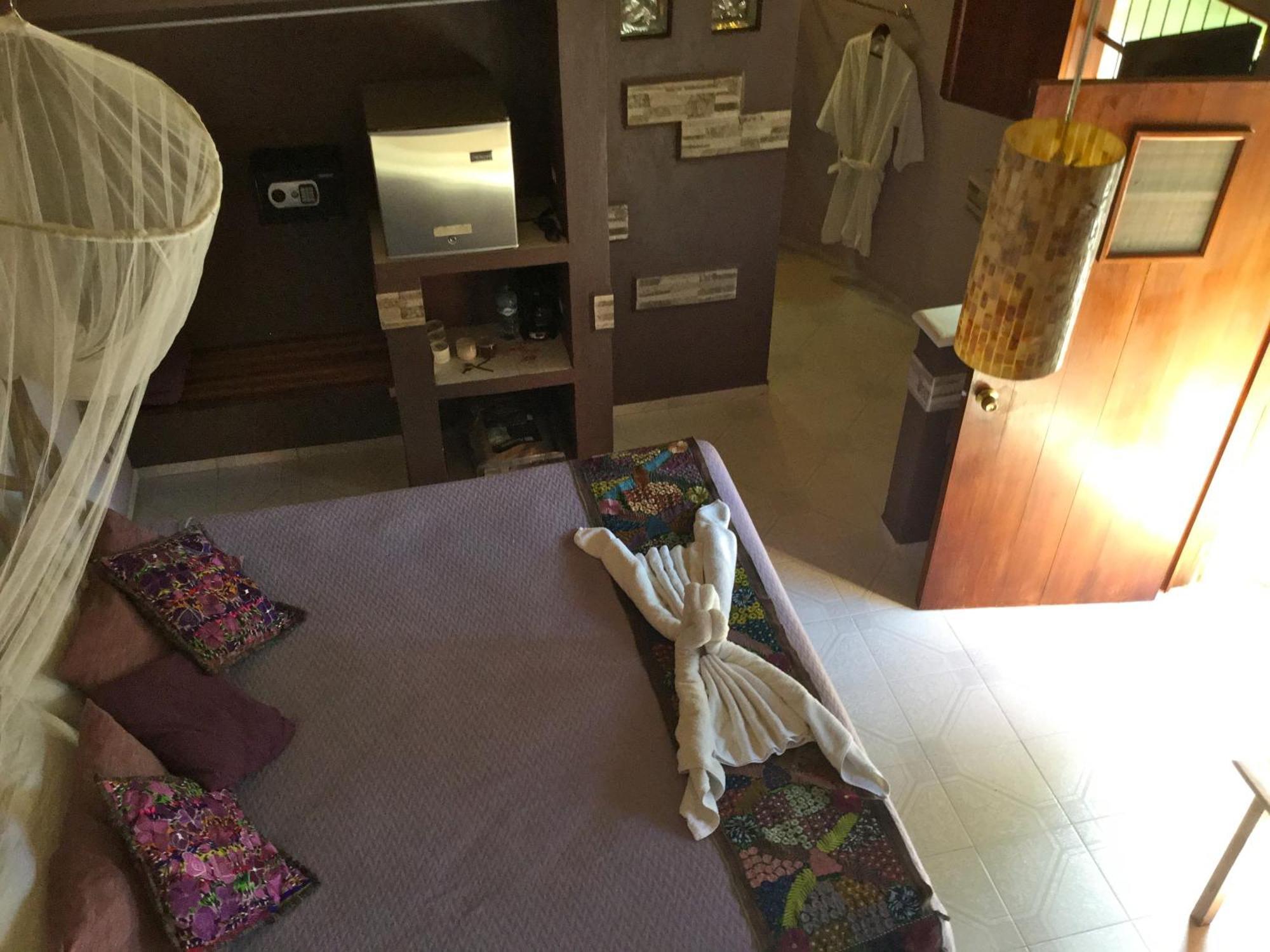 The Pickled Onion B&B And Restaurant Uxmal Santa Elena Habitación foto