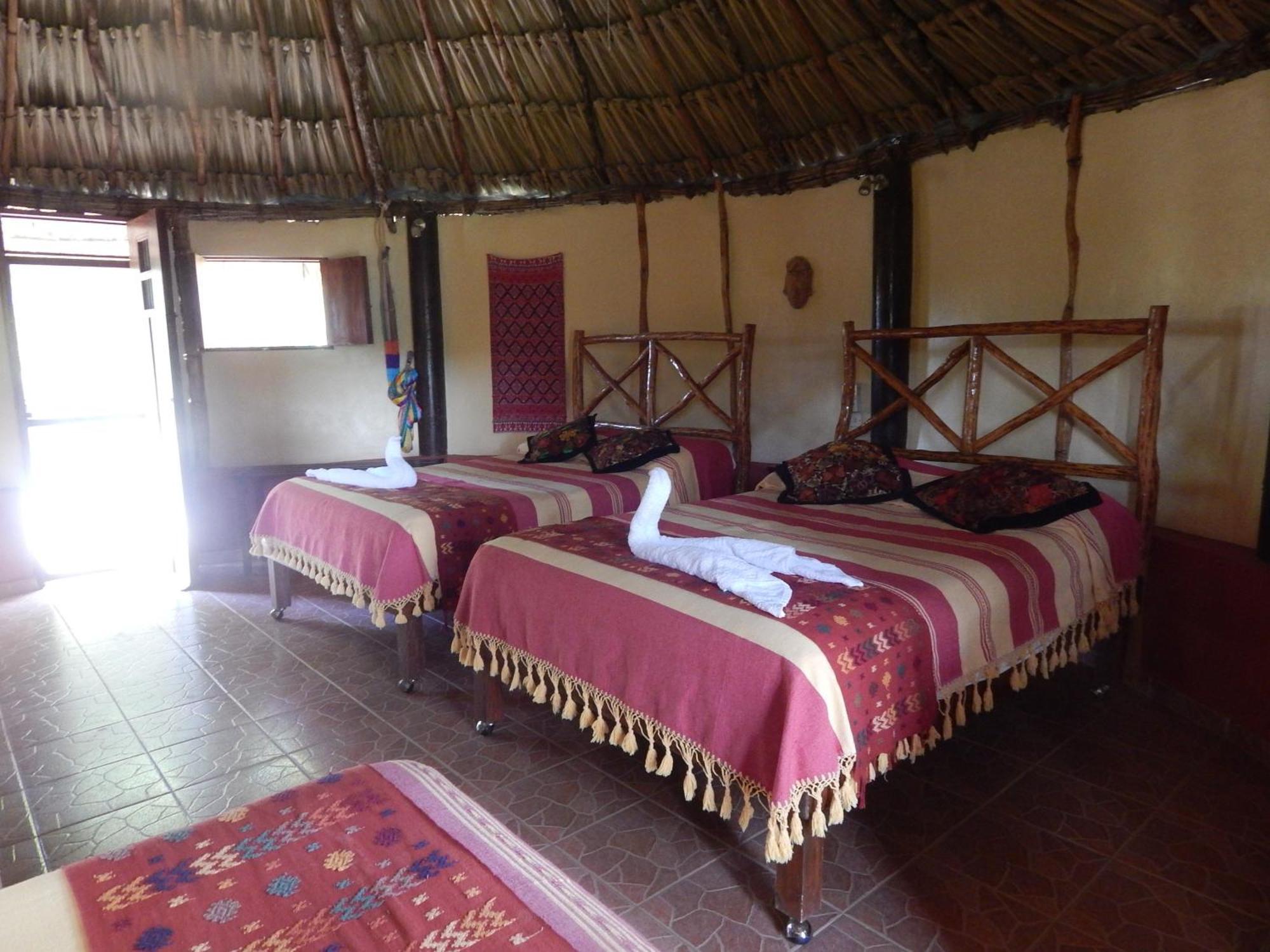 The Pickled Onion B&B And Restaurant Uxmal Santa Elena Habitación foto