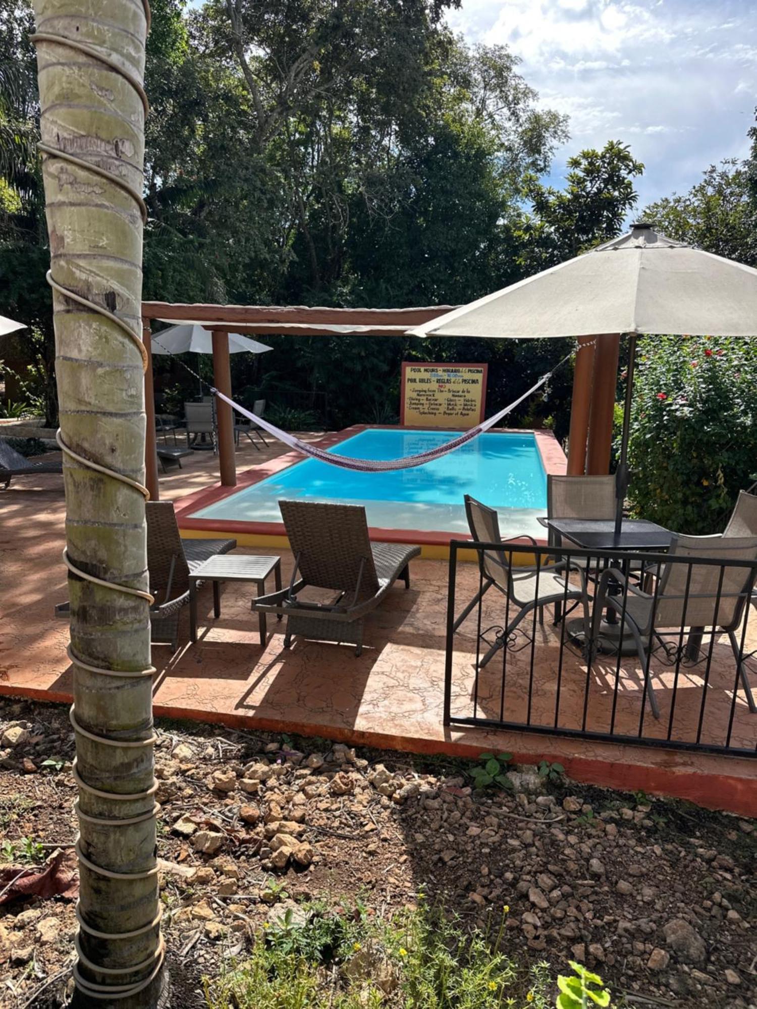The Pickled Onion B&B And Restaurant Uxmal Santa Elena Exterior foto