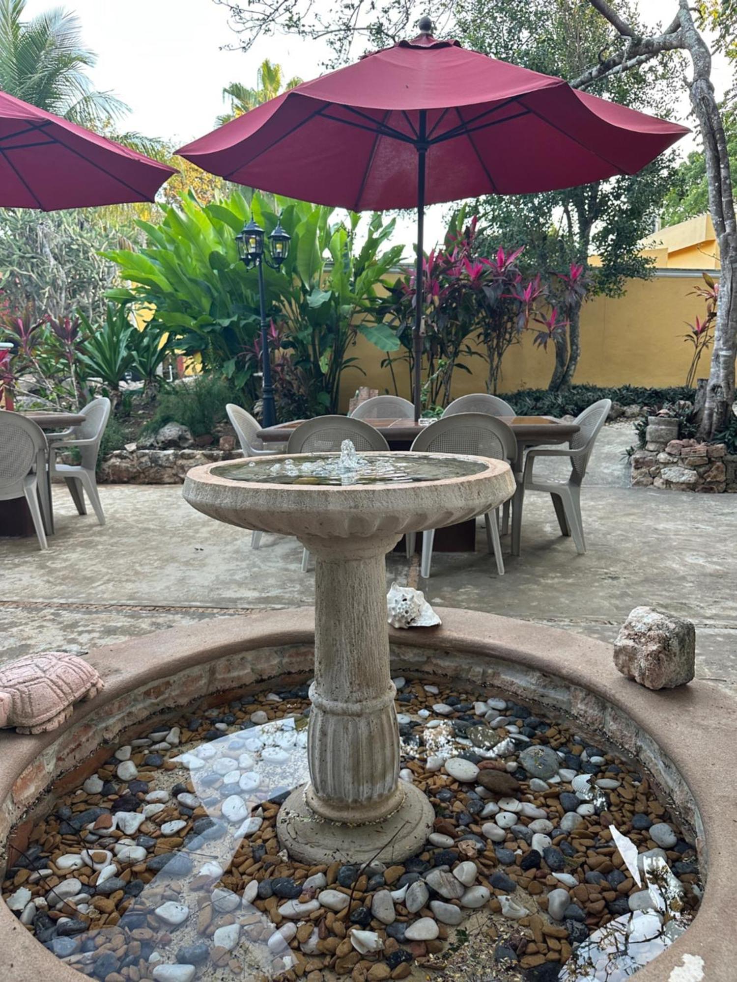 The Pickled Onion B&B And Restaurant Uxmal Santa Elena Exterior foto