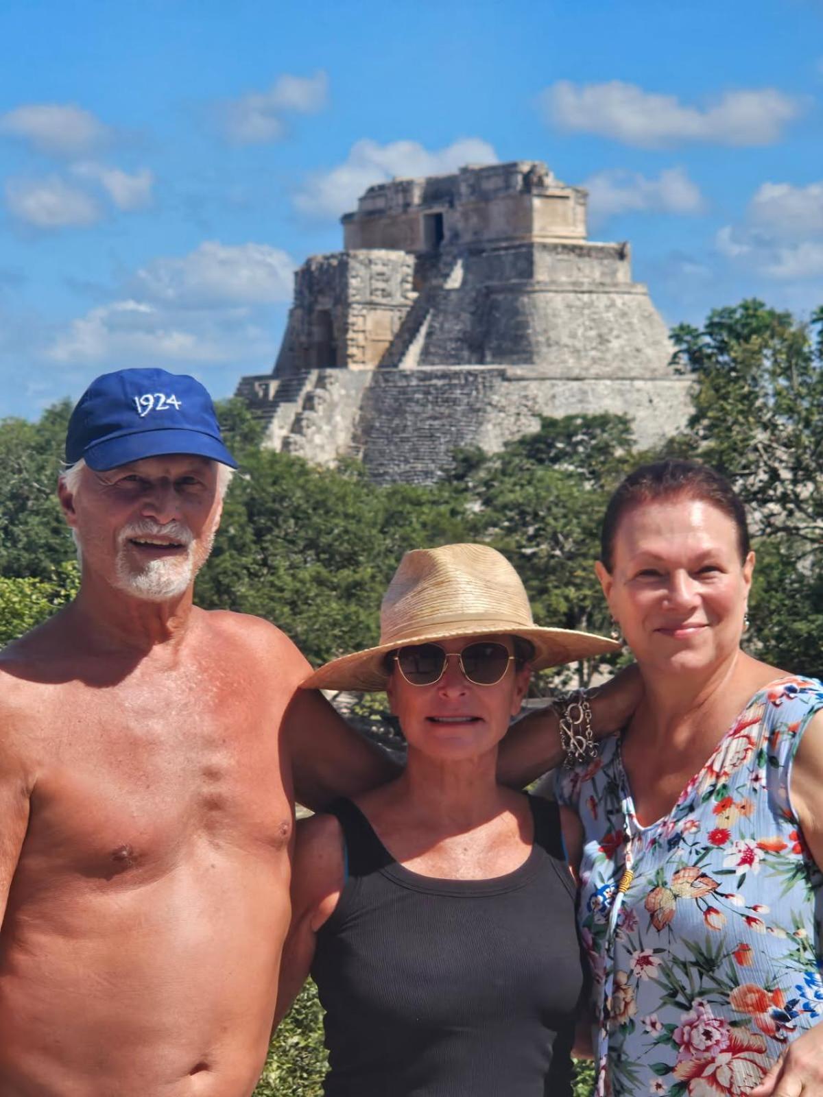 The Pickled Onion B&B And Restaurant Uxmal Santa Elena Exterior foto