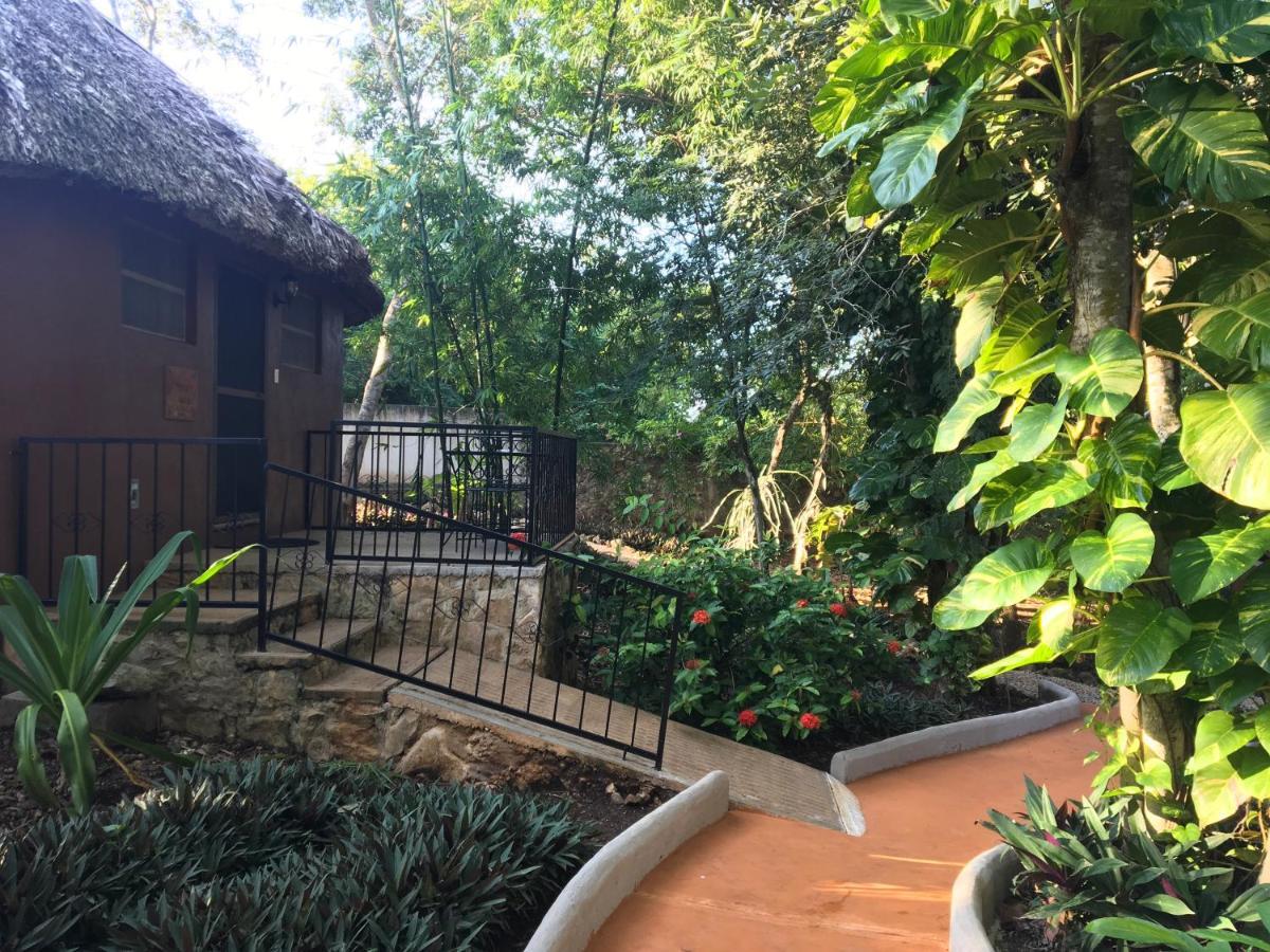 The Pickled Onion B&B And Restaurant Uxmal Santa Elena Exterior foto